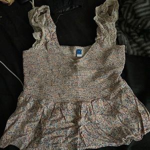 Old navy cropped tank top, size M, white with flowers on it.